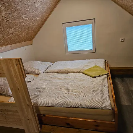 Baracek, Baraque Apartment *