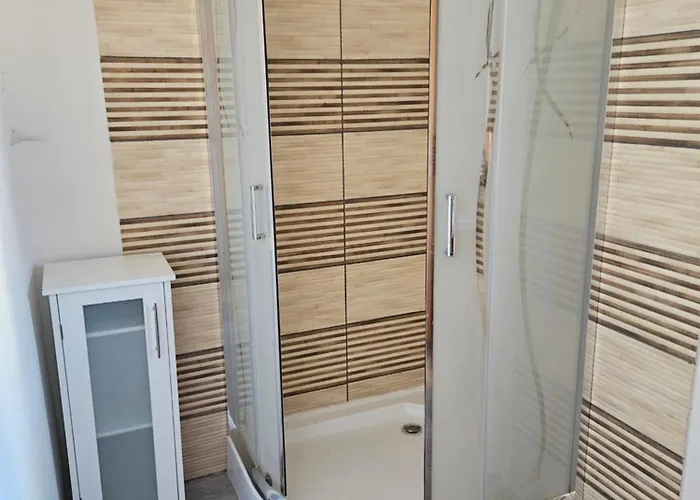 Appartement Baracek, Baraque *